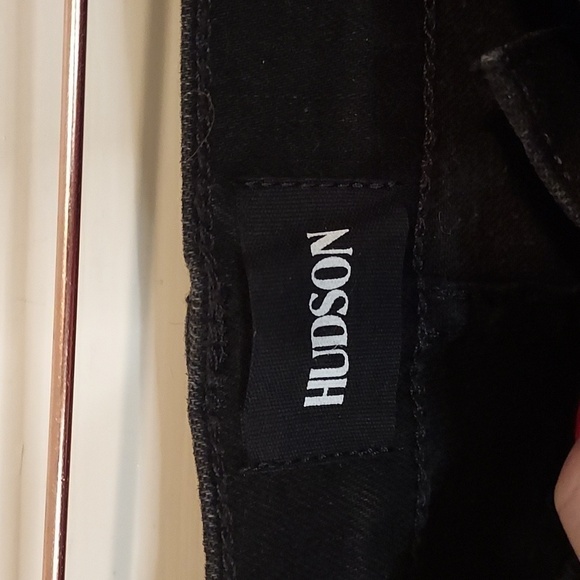 Hudson Jeans Noa High-Rise Straight Crop Jeans in Stellar - Picture 9 of 12